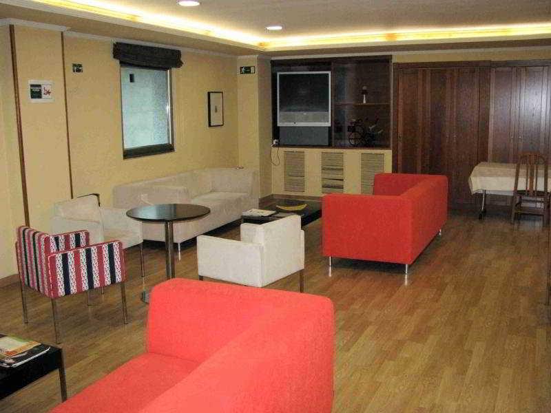 Hotel Longoria Avenida El Berron Exteriér fotografie